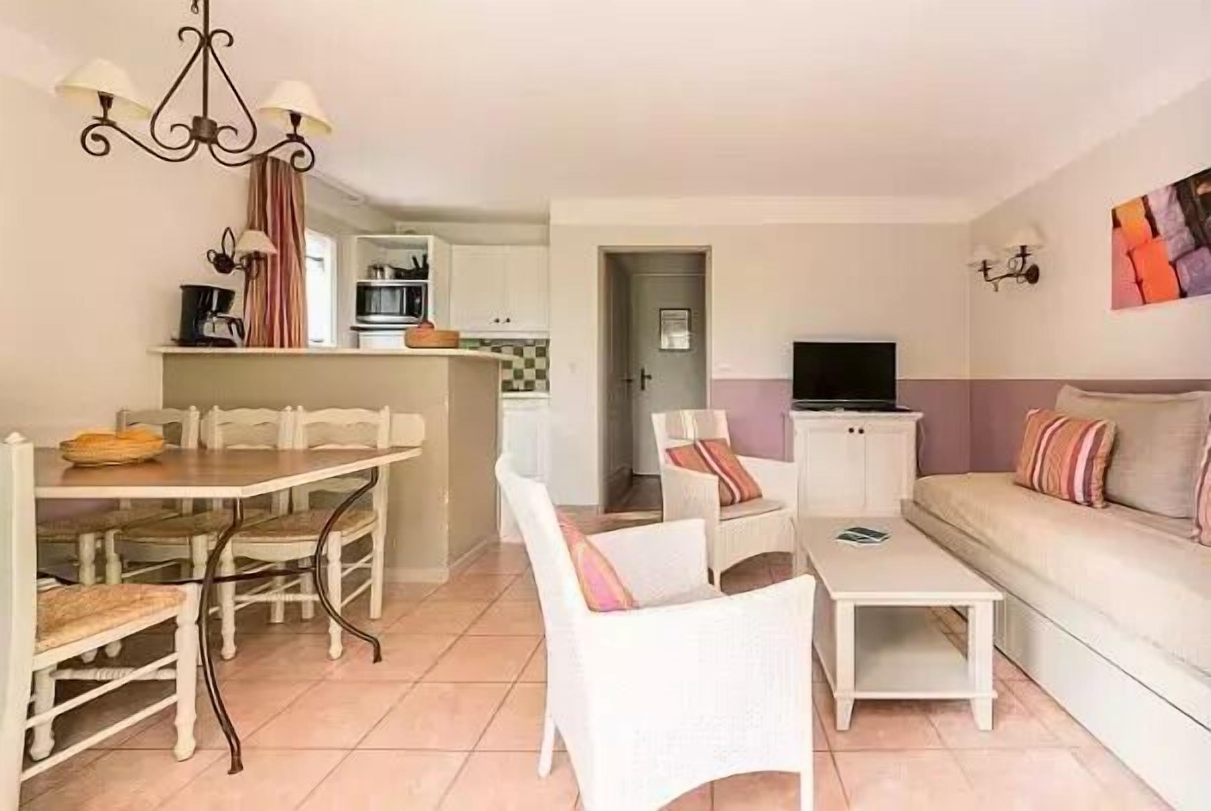 Village Pierre & Vacances Pont Royal in Provence - House for 6 people - 2 bedrooms - Duplex - Garden - Taillades area