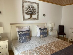 3 habitaciones, wifi gratis y ropa de cama 