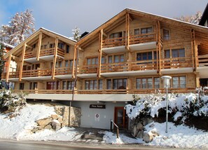 Exterior - Charming apartment facing south, overlooking the Cervin. Val d'Anniviers (Saint-Luc)