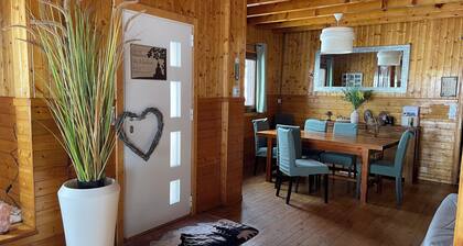 Chalet 3 Sterne 8 Pers, 10 Personen, Ski 300m Skischule, 4 Park.