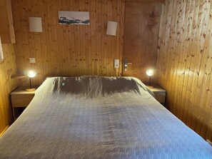 4 camere, ferro/asse da stiro, Wi-Fi