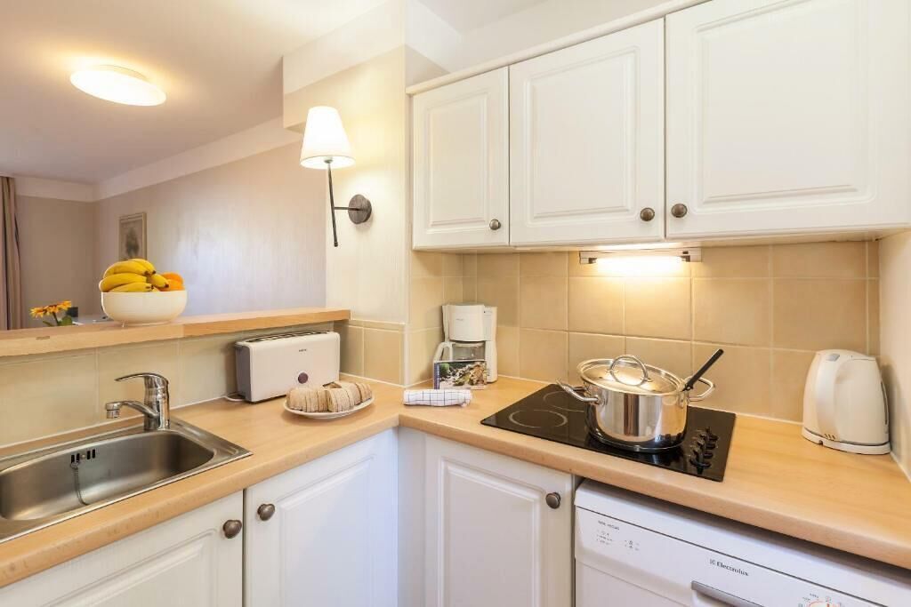 Résidence Pierre & Vacances Le Hameau de la Pinède*** - House for 8 people - 2 bedrooms + 1 sleeping area -Triplex - Terrace - Air conditioning