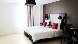 Room - Residence Odalys La Rose d'Argent - 2 Rooms 4 People (COLMAR)