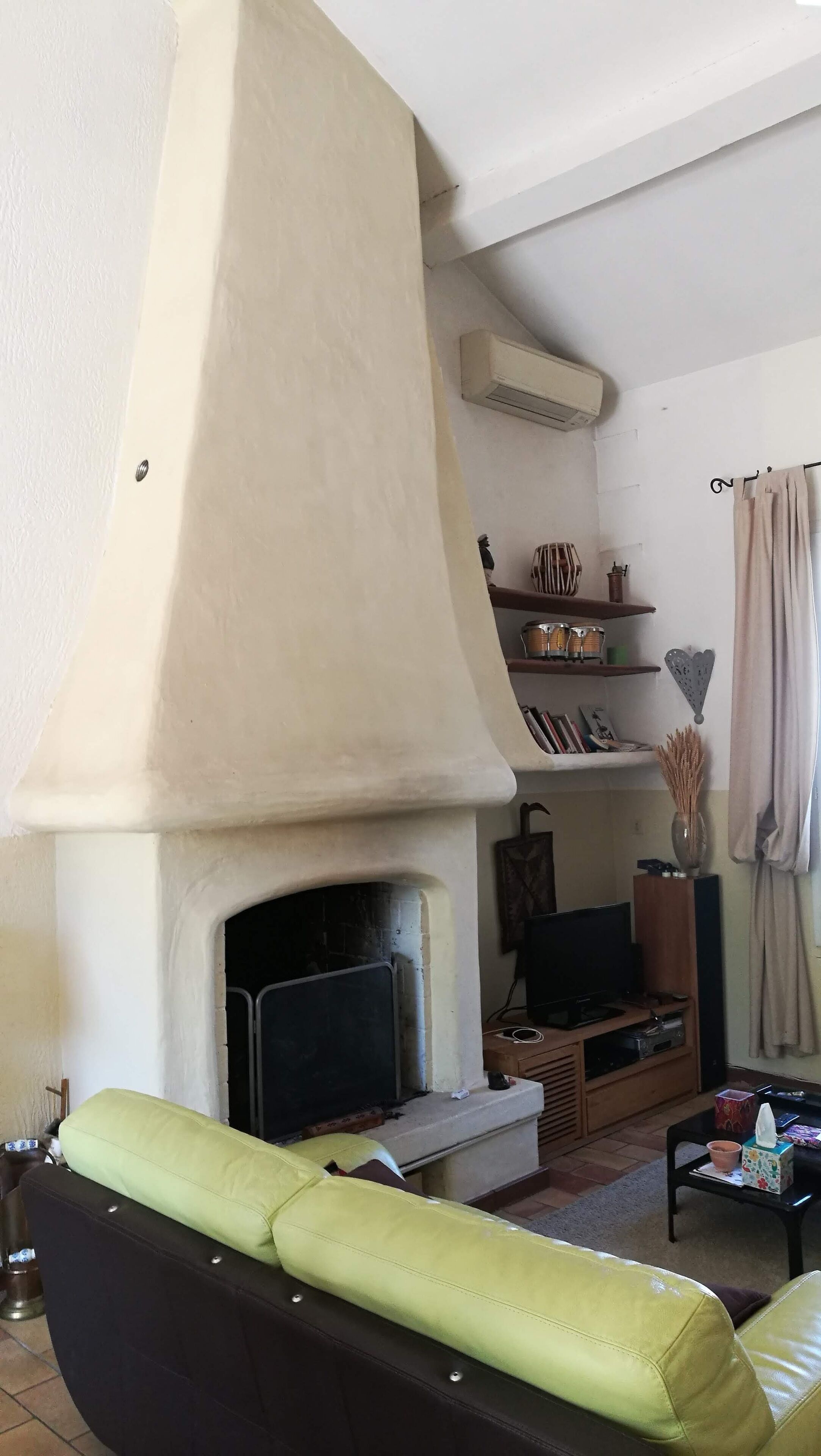 Télévision, chaîne hi-fi