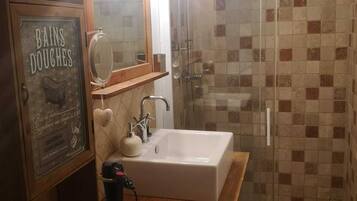 Articles de toilette gratuits, sĂšche-cheveux