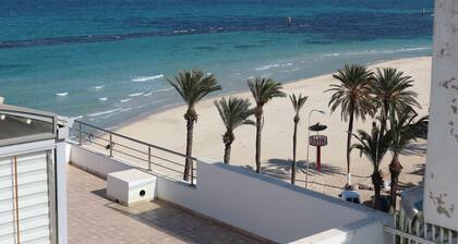 Dar Marrakesh central apartment Hammam Sousse beach N1 ((WIFI))