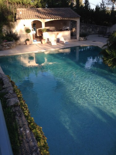 At the foot of Sainte Victoire site a few kilometers from Aix en Provence property 1. 5Ha