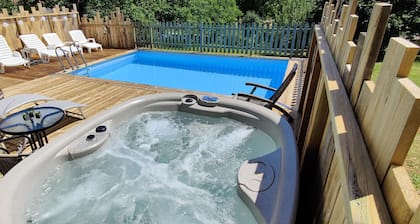 Cómoda cabaña para 6 personas con piscina privada