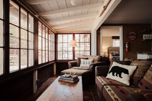 Relax in Bayview Cabin MW Chain, June Opening