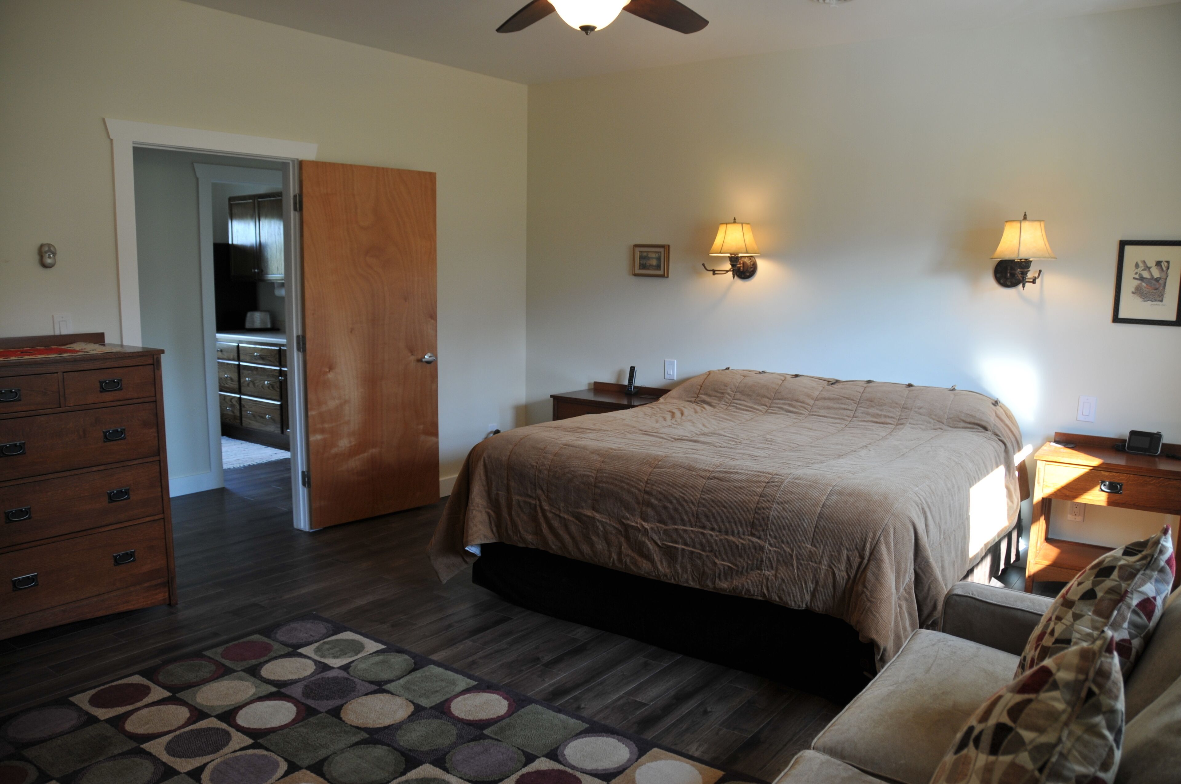 Grizzly Suite at Rocky Mountain Front Retreat - Harmony in paradise