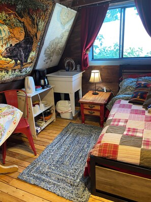 1 chambre, fer et planche à repasser, Wi-Fi gratuit, draps fournis