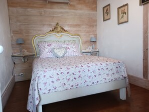 2 chambres, bureau, Wi-Fi gratuit, draps fournis