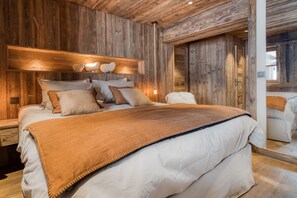 4 chambres, fer et planche à repasser, Wi-Fi