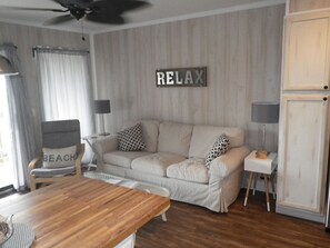 Smart TV, DVD player, video library, stereo