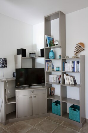 Interior - House Bungalow 8p. any comfort near center and beaches, closed garden. St Denis (Saint-Denis-D'oléron)
