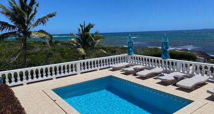 "Lockrum Point" Oceanfront Villa 3 Bett / 3 Bad / Pool Rest. Entspannen. Rückzug.