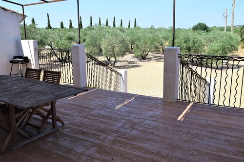 House with terrace and pool in Béziers, countryside, near Canal du Midi