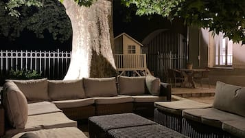 Enceinte de lâhĂ©bergement