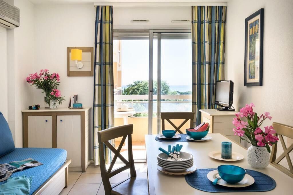 Résidence Pierre & Vacances La Rostagne - Apartment for 6 people - 1 bedroom + 1 sleeping area - Air conditioning