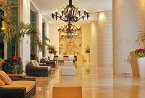 Interior - Mayan Palace 2BR, 2 BA, Beachfront Resort in Puerto Vallarta (Puerto Vallarta)