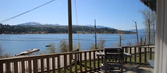 The Lookout Is A Cozy Cabin At Blind Bay Hideaway On The Beautiful Sunny Shuswap
