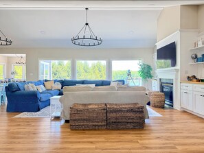 Smart TV, fireplace, video games, foosball