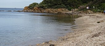 beautiful sea views - islands of Hyeres - private beaches - near Lavandou