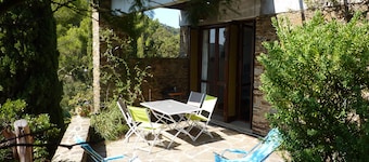 beautiful sea views - islands of Hyeres - private beaches - near Lavandou