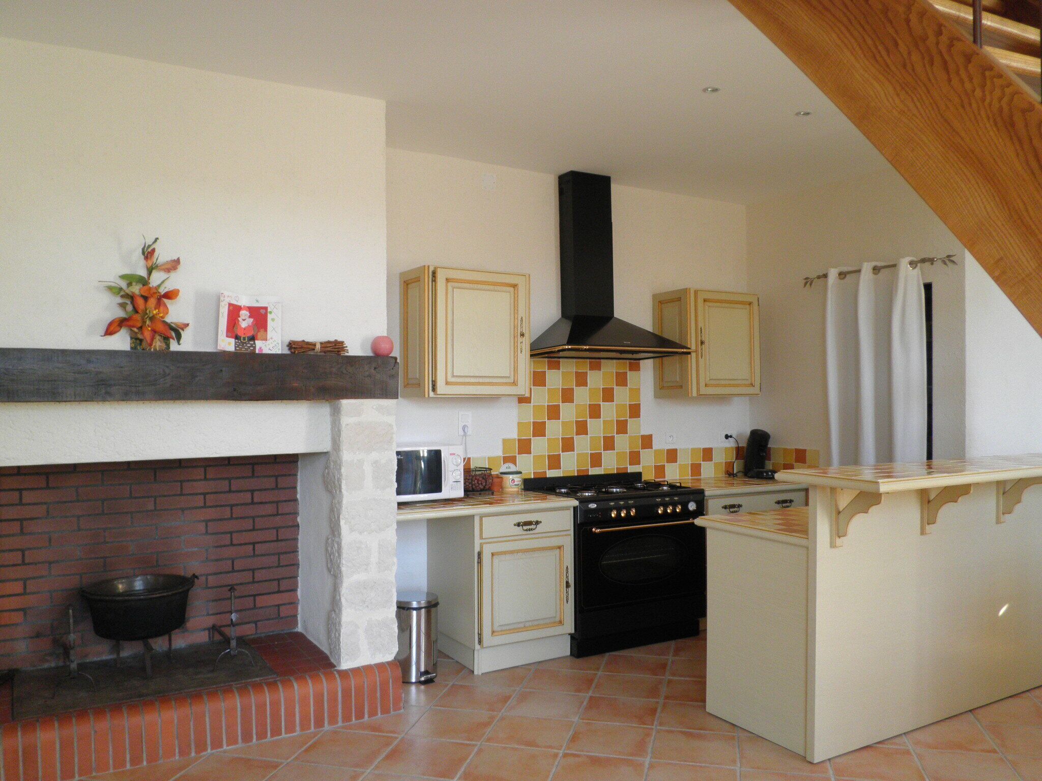 House of character restored in vineyard with park and shaded garden