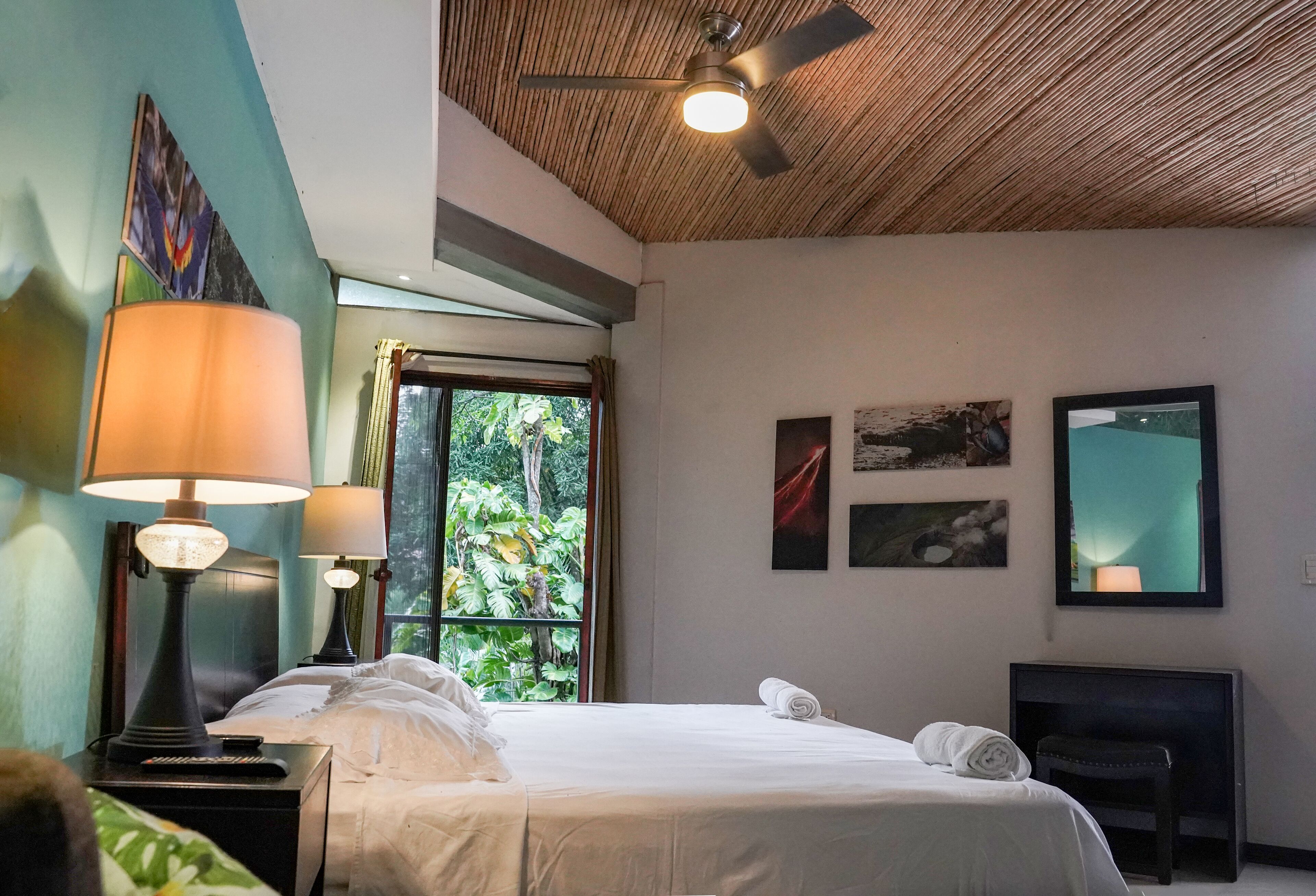 3 habitaciones, wifi gratis y ropa de cama 