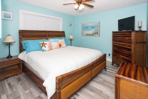 3 habitaciones, tabla de planchar con plancha y cuna de viaje 