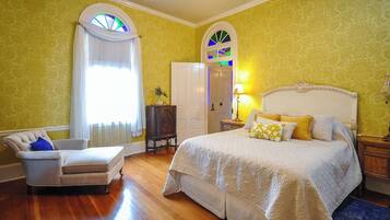 3 dormitorios, tabla de planchar con plancha, wifi gratis y ropa de cama