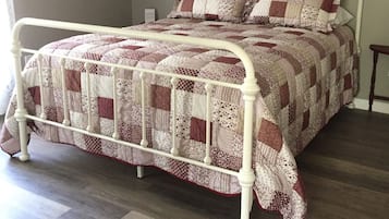 1 chambre, fer et planche à repasser, Wi-Fi gratuit, draps fournis