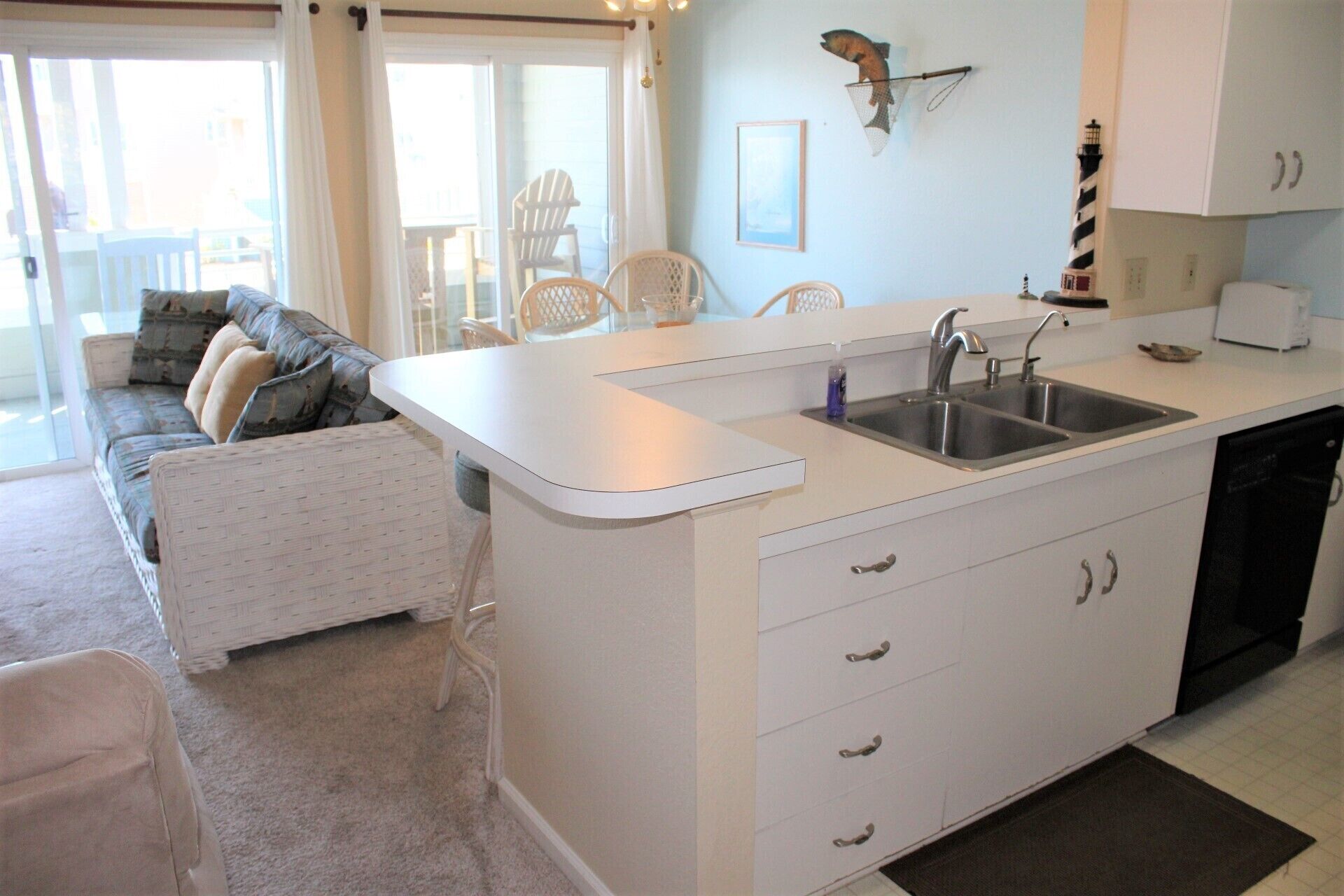 Reel'em Inn - Buccaneer Village 812