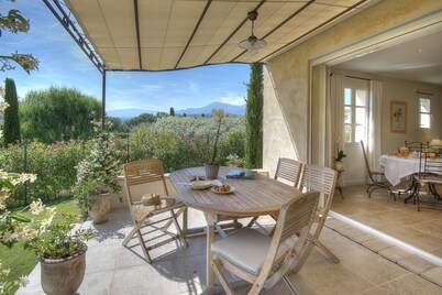 "L'Olivaie side Garden"