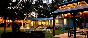 Canyon Lake Cabin sur 0,8 acres avec vue sur le lac