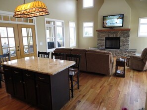 Dining - Enjoy Your Vacation on Tims Ford Lake (Winchester)