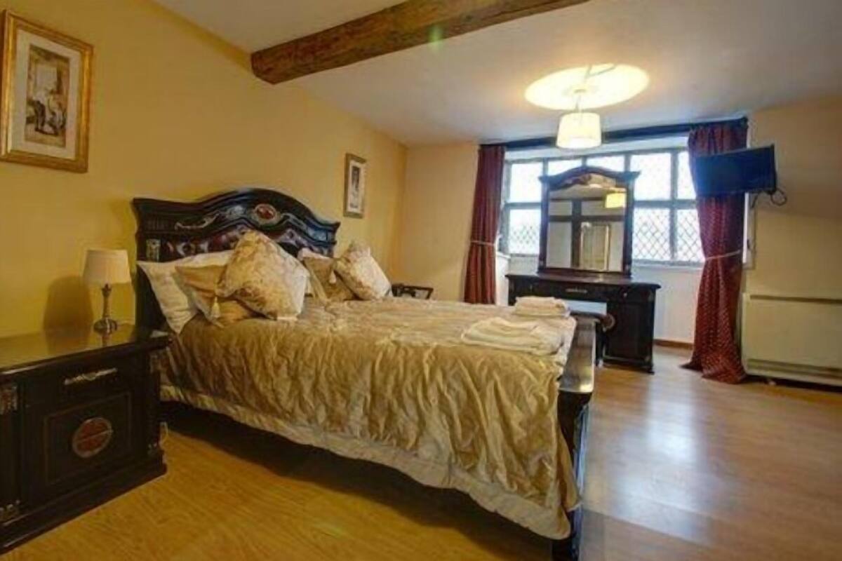 Quarto casal luxo de uso individual | Roupas de cama premium, Wi-Fi de cortesia, roupa de cama