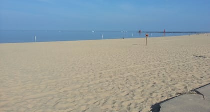 Book Your 2025 Summer Vacation Now!!