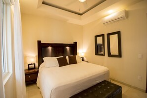 1 chambre, coffres-forts dans les chambres, fer et planche à repasser