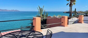 Caracol Turístico 17C Waterfront Apartment