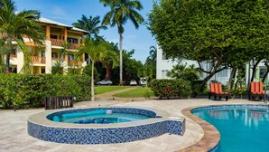 Unclassified image, 4 of 43, button - 2BR 221: Sleeps 6, Bunks, Pool, Hot Tub, Sea Views (Placencia)
