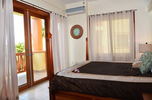 2 bedrooms, iron/ironing board, travel cot, WiFi