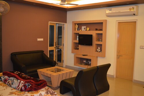 Redchillies Studio-Apartment [Schlafzimmer + Study Room] - 4 Personen