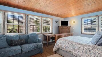 5 slaapkamers, een strijkplank/strijkijzer, gratis wifi, beddengoed