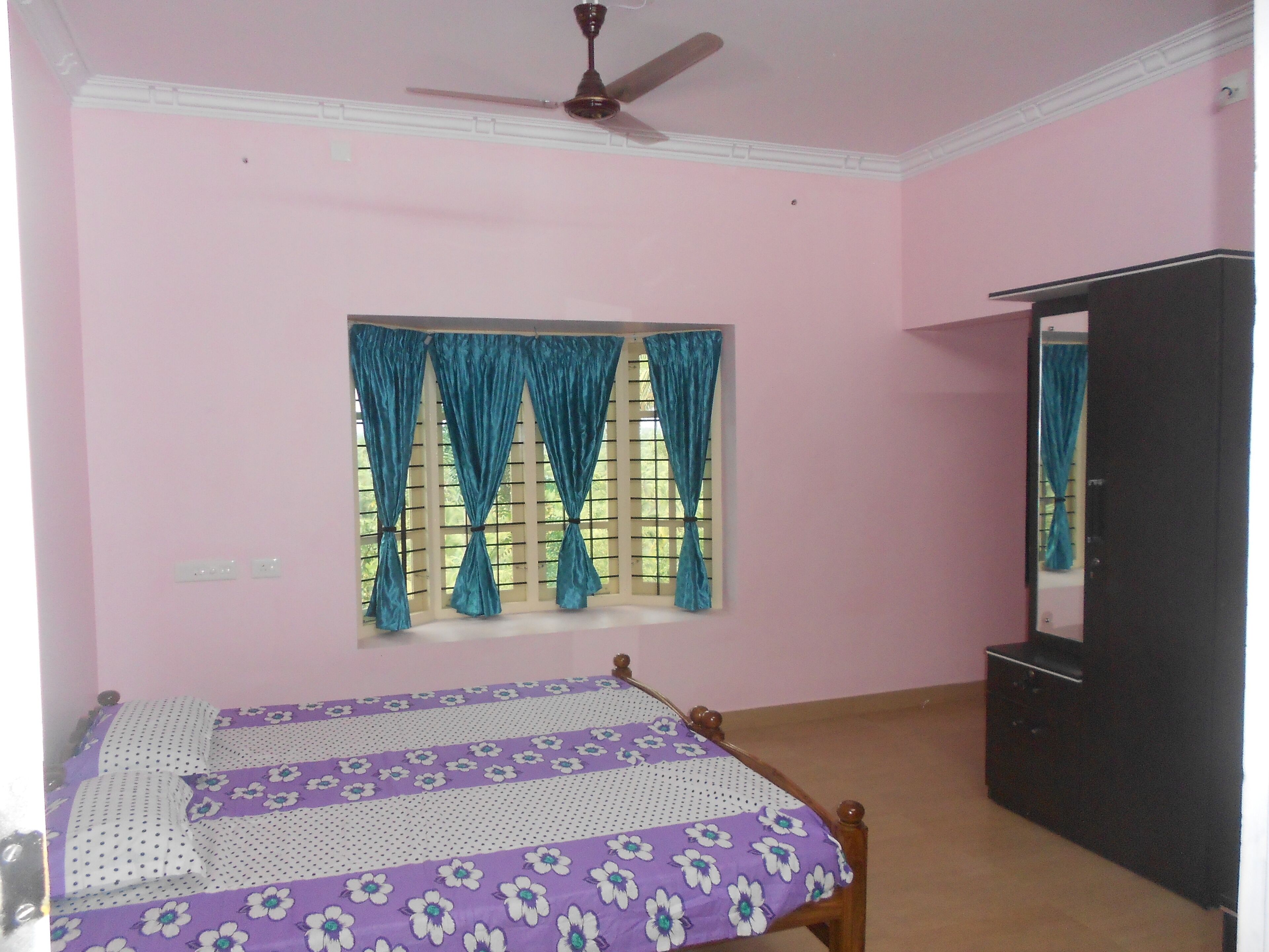 Hill top property within 3- 5 miles from city centre