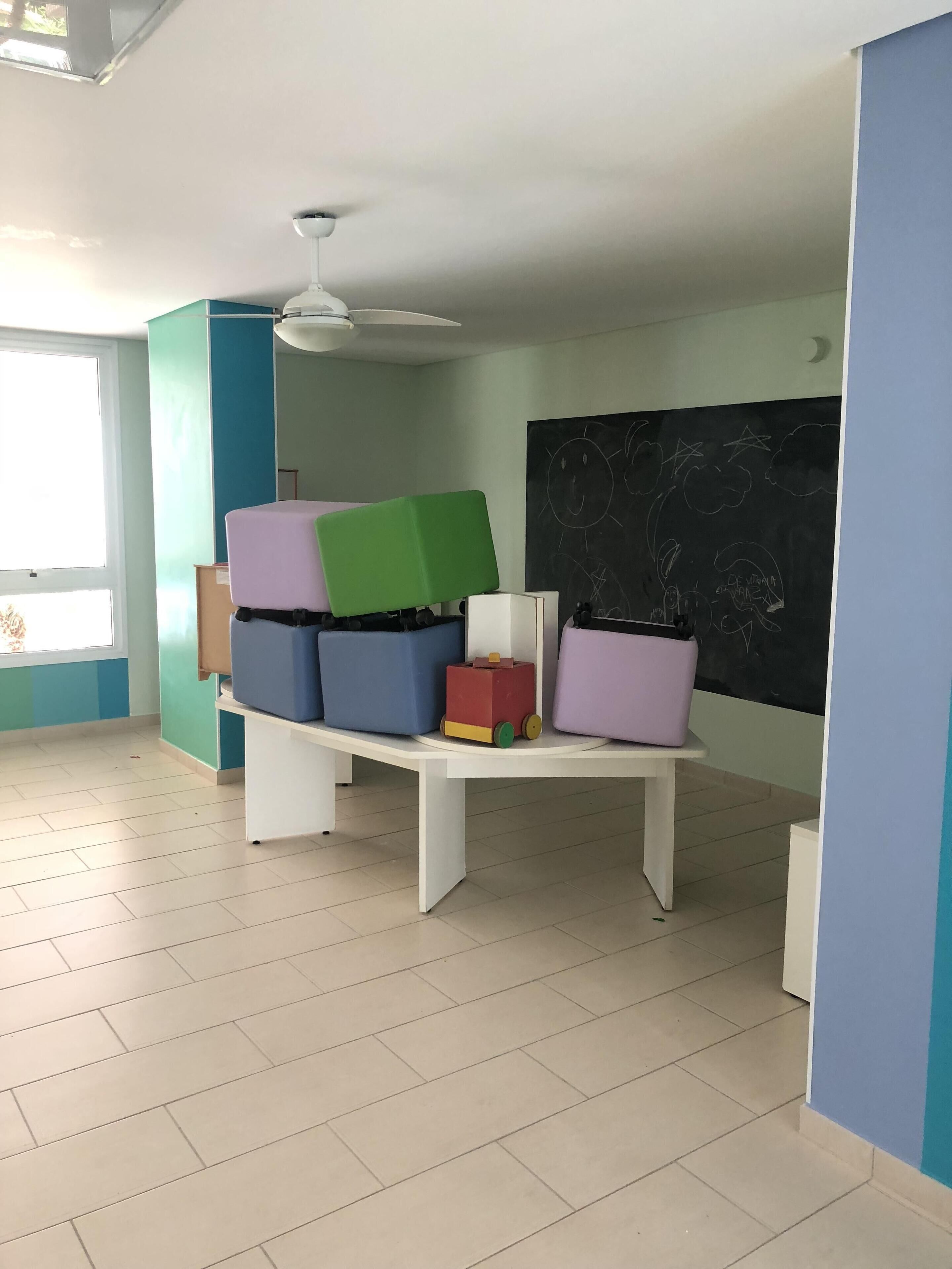 3 Bedroom Apartment, Air Conditioned, Gourmet Balcony and Sea View