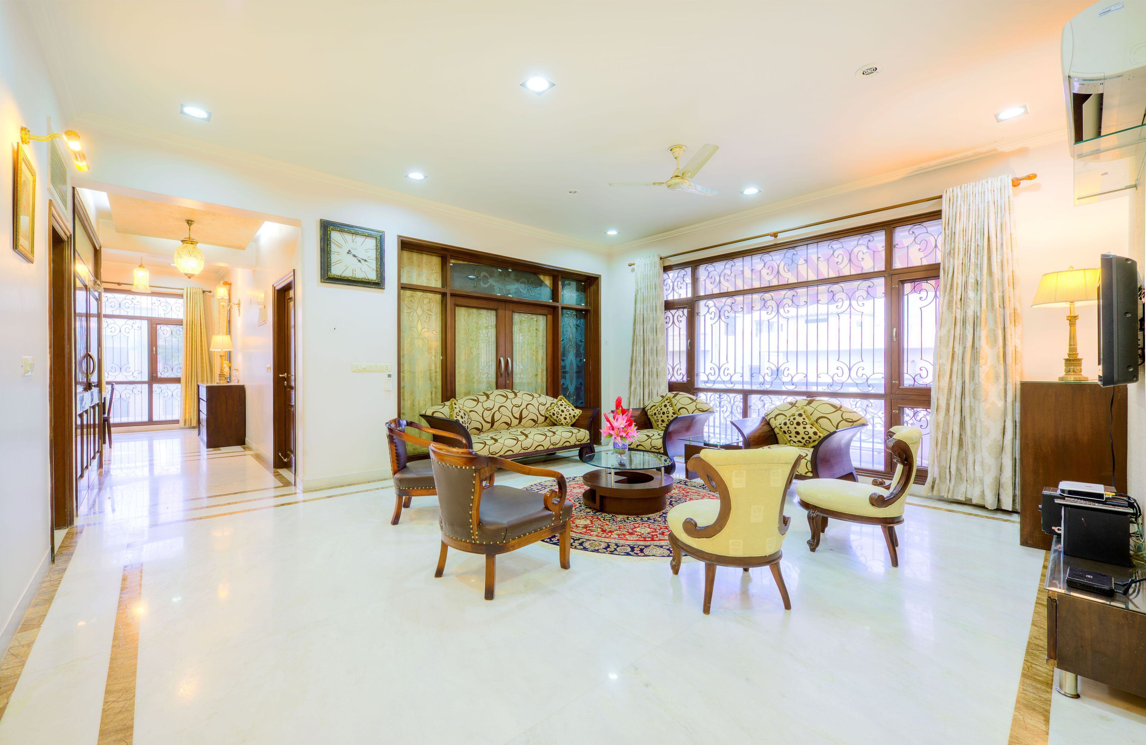 PALM34 - Luxury Private Room with attached Bath