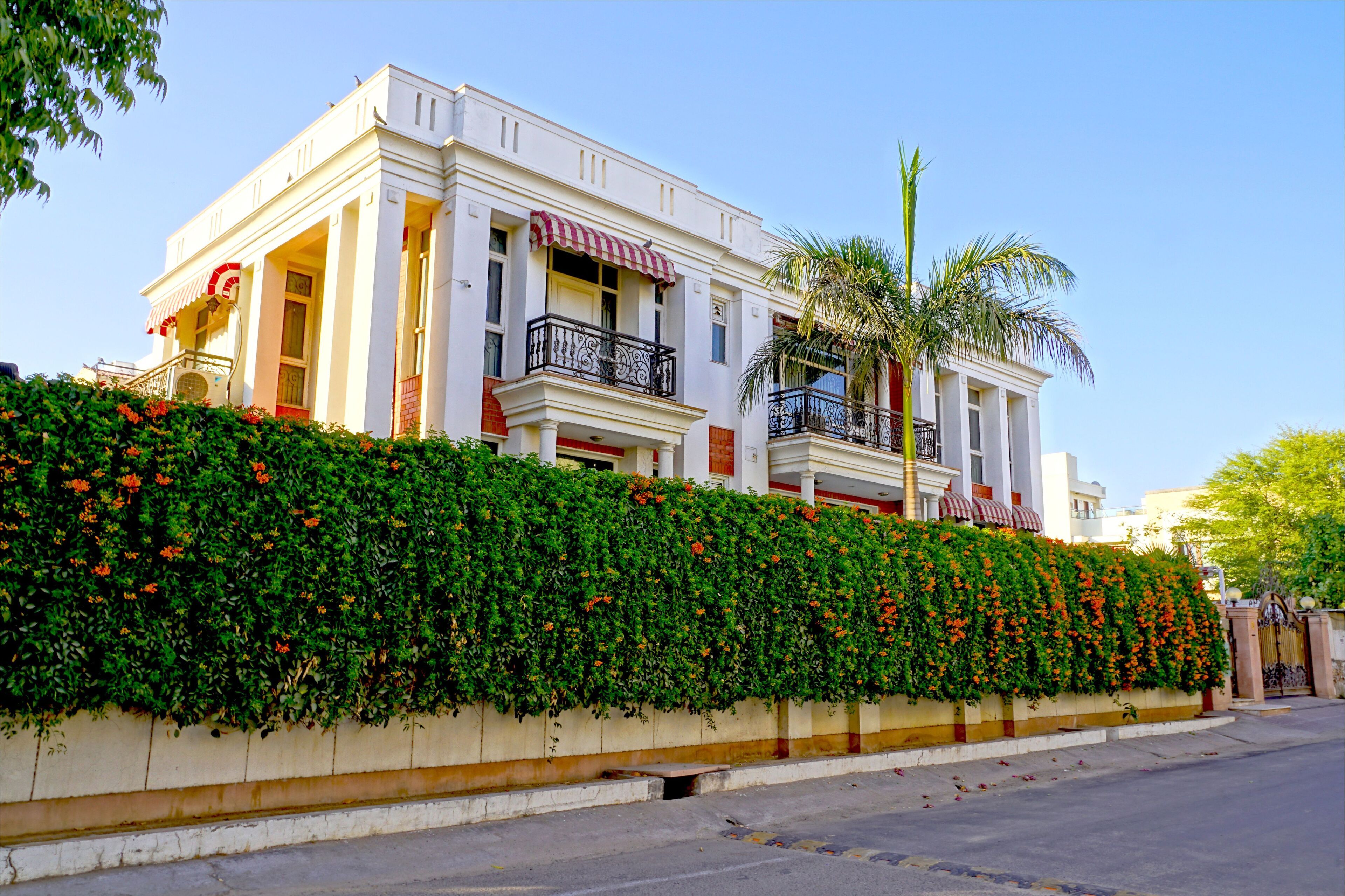 PALM34 - Luxury Private Room with attached Bath