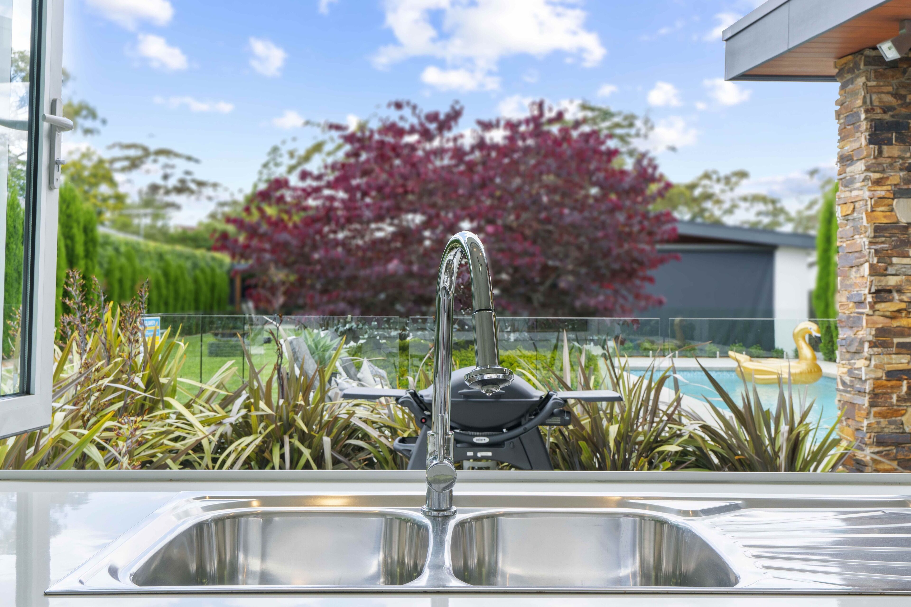 Modern Luxuries Guesthouse — image 3